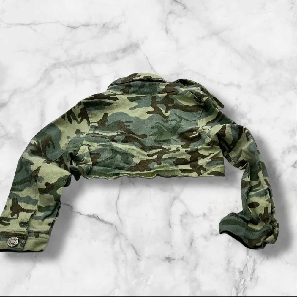 Trendy Girl  Camo Print Cropped Jacket For Girls Size 3T Long Sleeve With Button